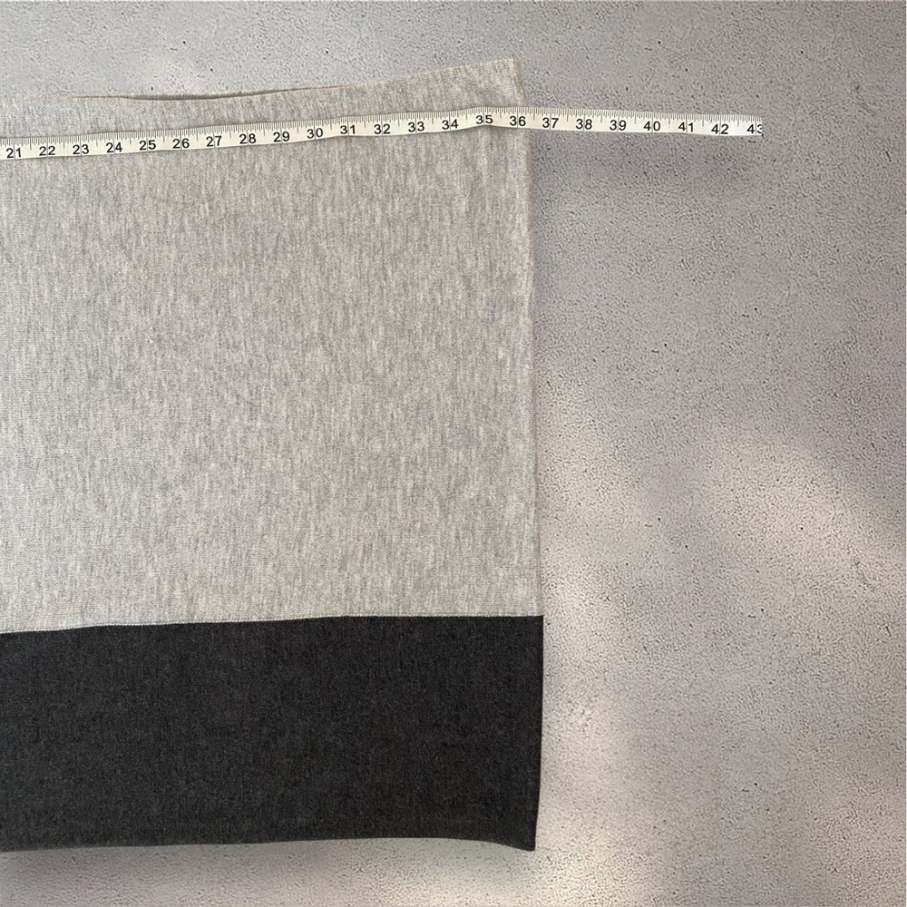 LOFT Sweater Knit Soft Grey & Charcoal Colorblock Poncho One Size - Picture 10 of 12